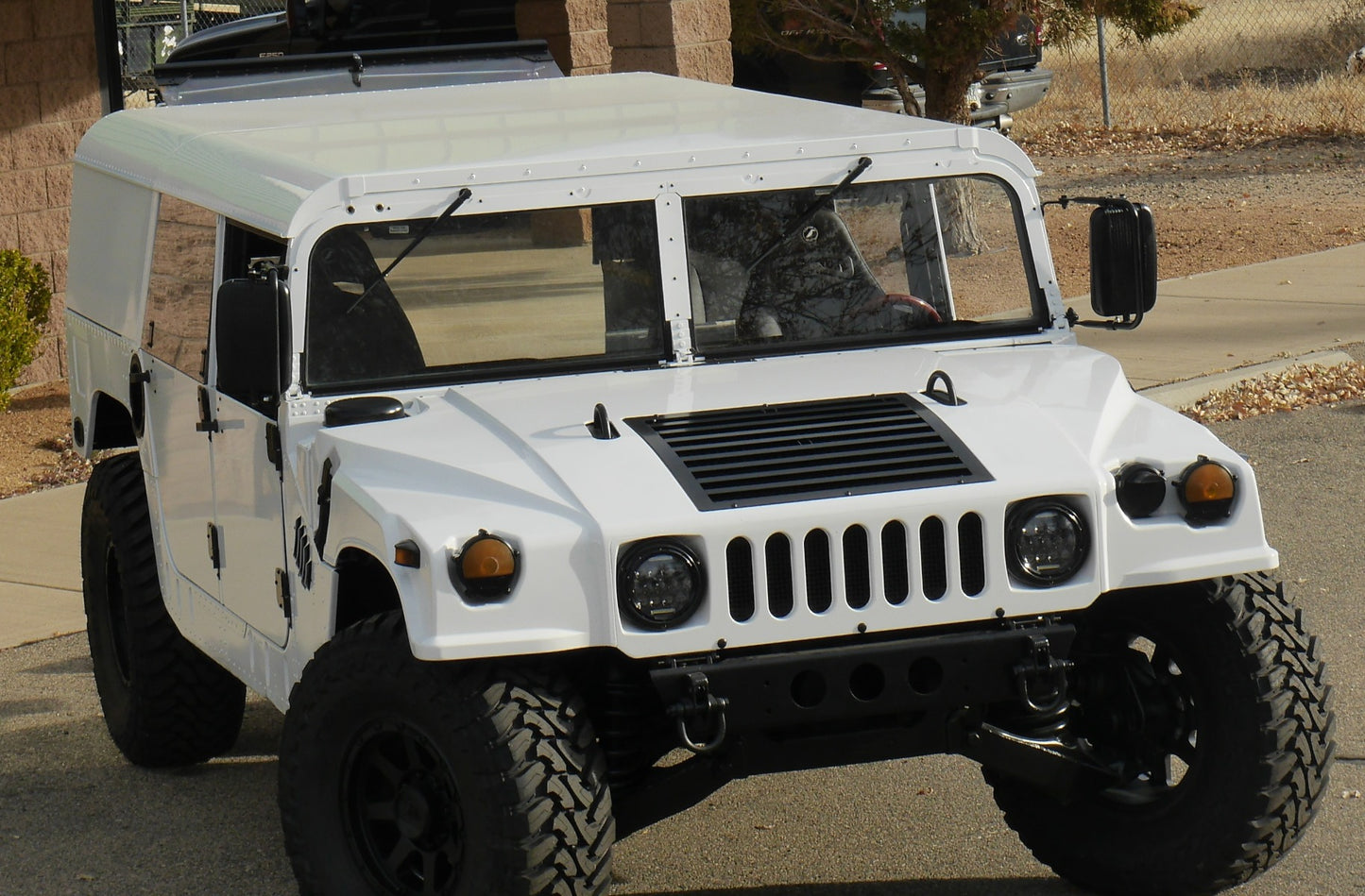 White four door Hardtop Wagon