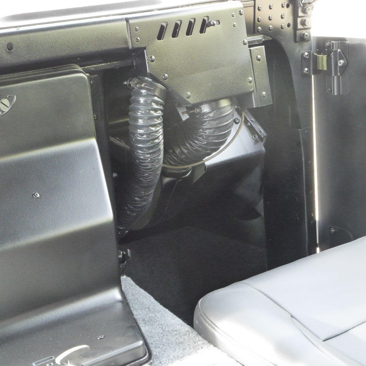 White four door Hardtop Wagon