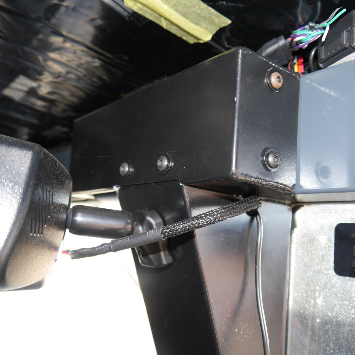 Humvee 12V Wiper motor conversion